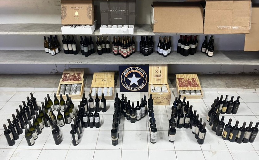 Receita Federal apreende 184 garrafas de vinhos sem nota fiscal em transportadora na parte alta de Maceió