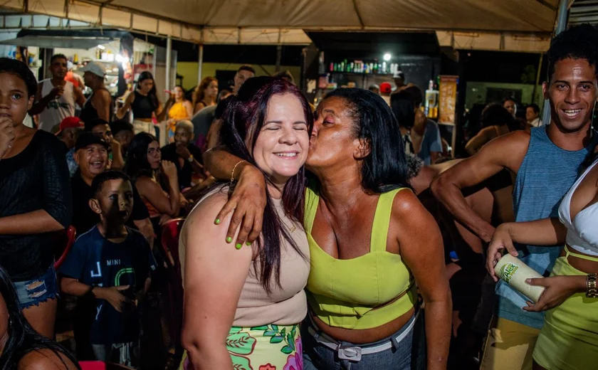 Barra de Santo Antônio celebra Dia das Mães com apresentações culturais, brindes e música ao vivo