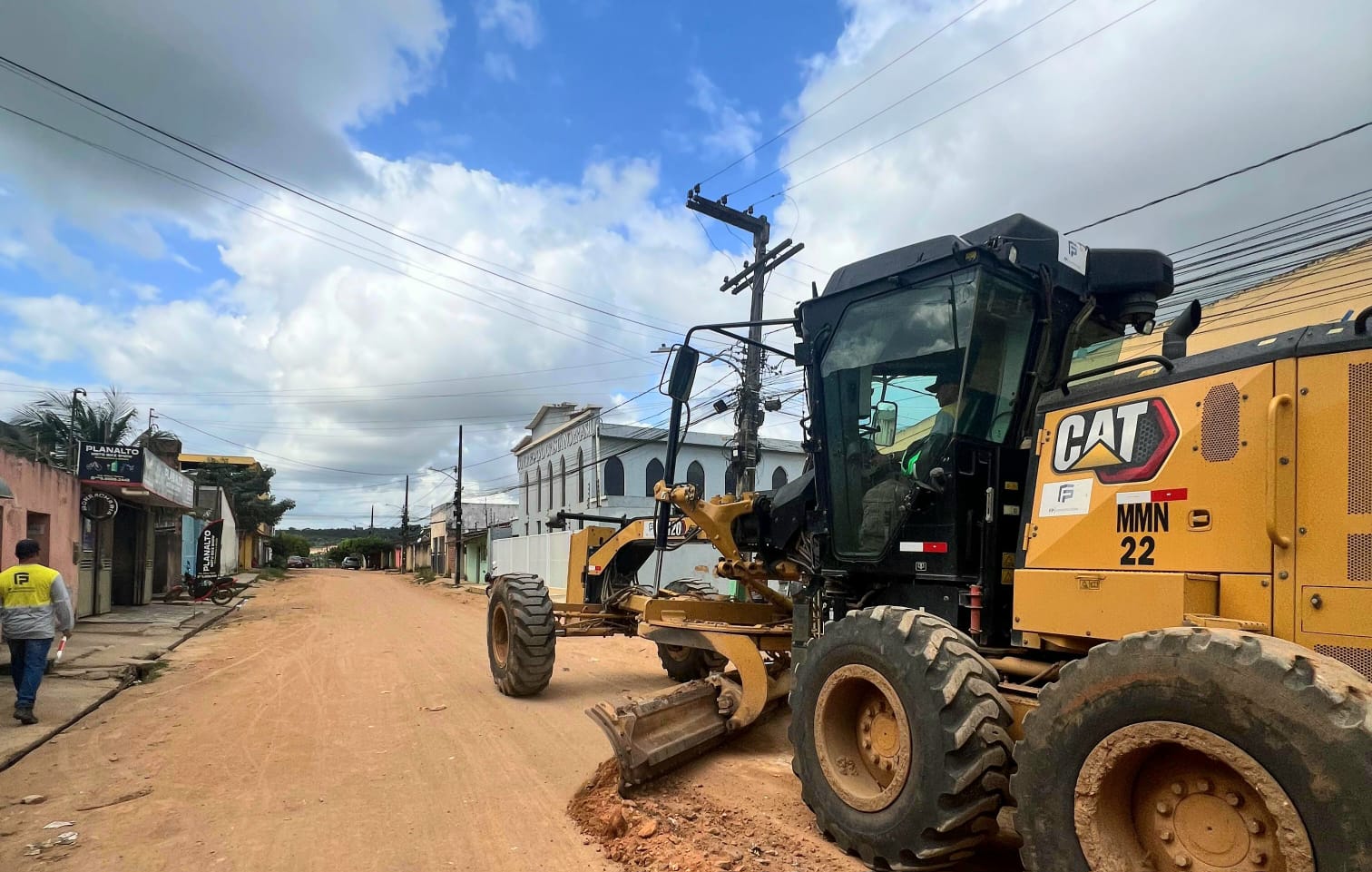 Pavimentação de ruas em Arapiraca avança no bairro Planalto