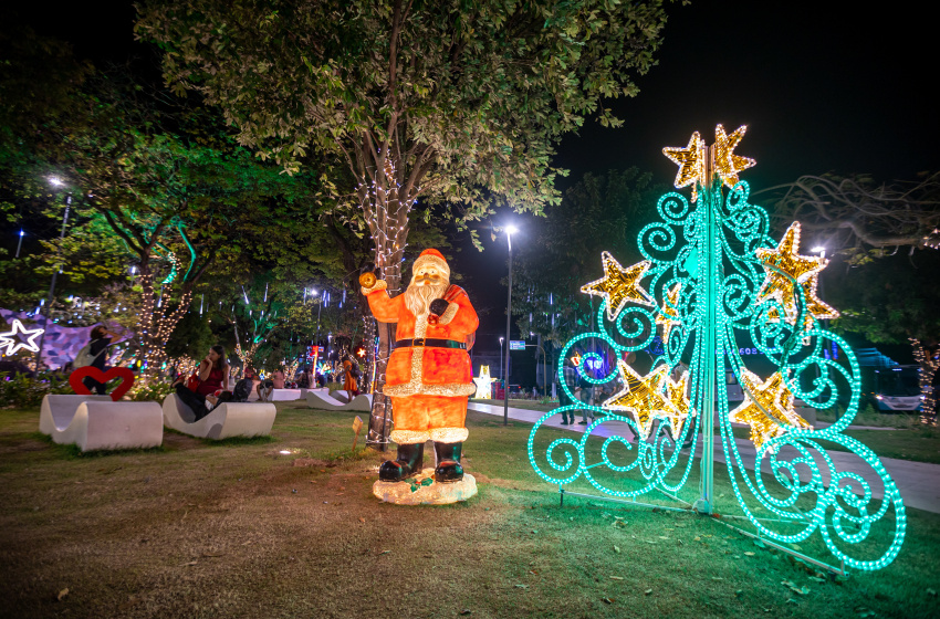 Prefeitura de Maceió inaugura iluminação de Natal no aniversário da cidade