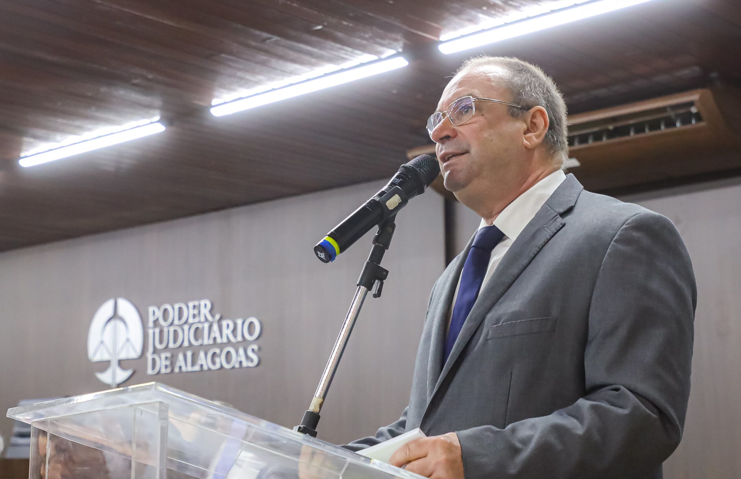 Prefeito Luciano destaca importância do Judiciário durante reinauguração do Fórum de Arapiraca