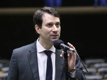 Daniel Barbosa lança livro sobre Arapiraca, Alagoas e o Brasil