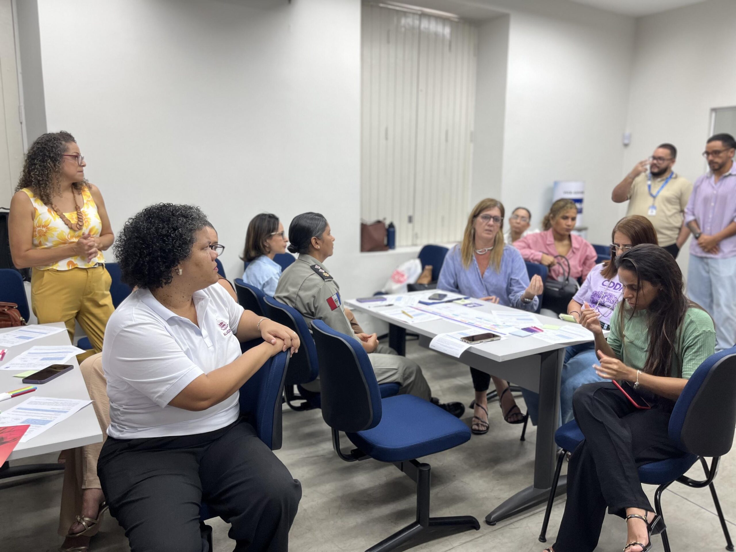 Secretaria da Mulher participa de workshop de cocriação da Rota Crítica do Alagoas Lilás