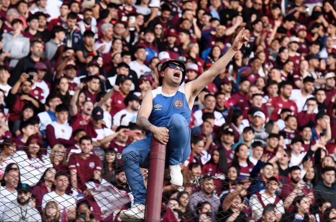 Recopa Sul-Americana: Lanús vence o Flamengo na Argentina após pressão e gols anulados