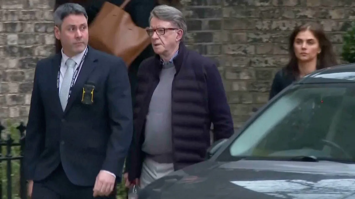 Ex-embaixador britânico Peter Mandelson é preso em investigação ligada a Jeffrey Epstein