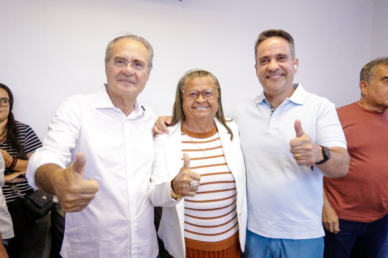 Tia Júlia assume protagonismo no MDB e oficializa apoio a Renan Filho na corrida pelo Governo de Alagoas