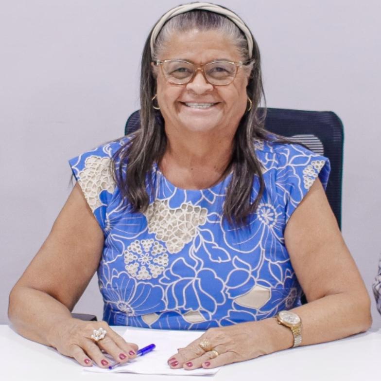 Tia Júlia assume presidência do MDB de Palmeira dos Índios nesta sexta-feira