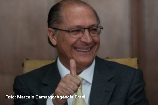 Alckmin anuncia saída do Ministério da Indústria até abril para cumprir prazo da lei eleitoral