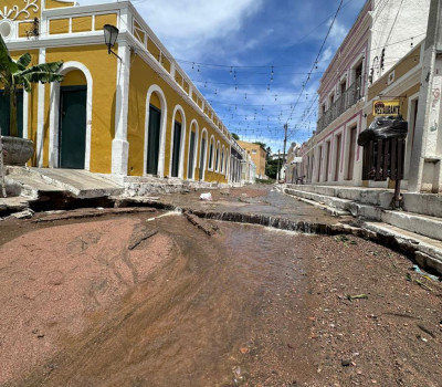Reconstrução em Piranhas após chuvas devastadoras